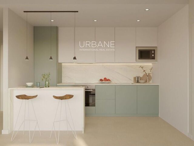 Appartement Lumineux de 2 Chambres à Montjuïc avec Vues Vertes, Salles de Bains Modernes et Piscine sur le Toit