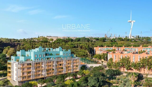 Lluminós Apartament de 2 Dormitoris a Montjuïc amb Vistes Verdes, Banys Moderns i Piscina a la Coberta