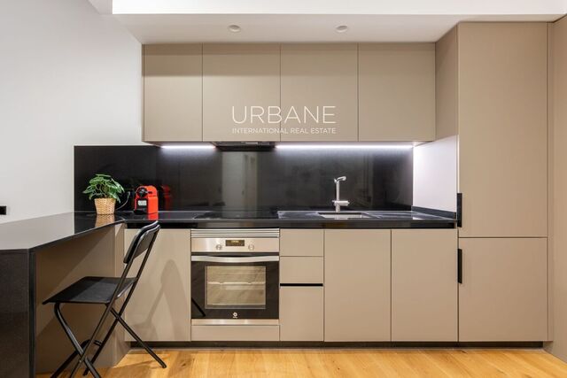 SEASONAL RENTAL 6-11 MONTHS – 2 BEDROOMS IN THE GOTHIC QUARTER – VACATION, RECREATIONAL OR LEISURE USE – AVAILABLE NOW