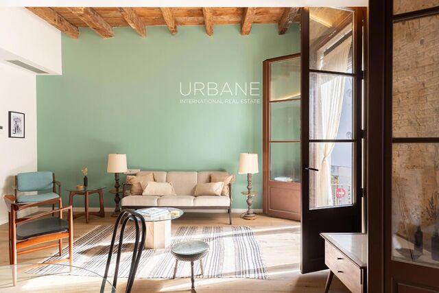 Dúplex de 127 m² en el Born – 2 Dormitorios con Baño, Terrazas, Luminoso