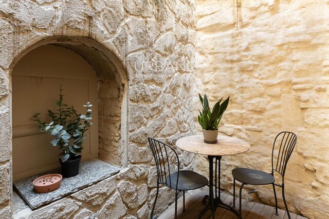 Dúplex de 127 m² en el Born – 2 Dormitorios con Baño, Terrazas, Luminoso