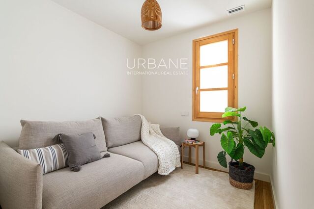 2-Bedroom Apartment for Rent in Eixample | Available Now