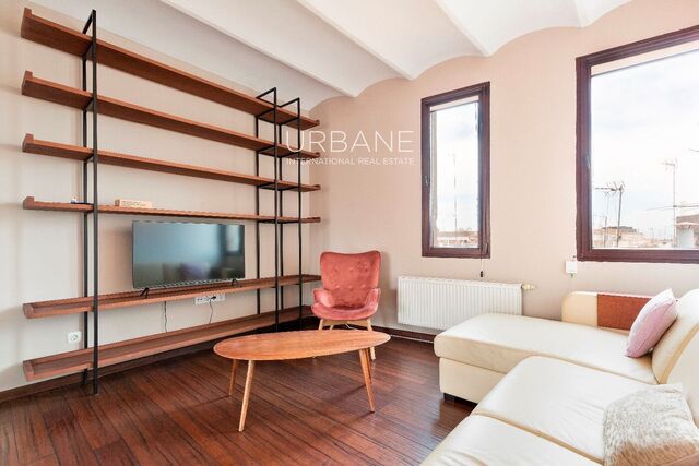 Bright 1-Bedroom Apartment in Ciutat Vella – Temporary Rental for Vacation or Leisure